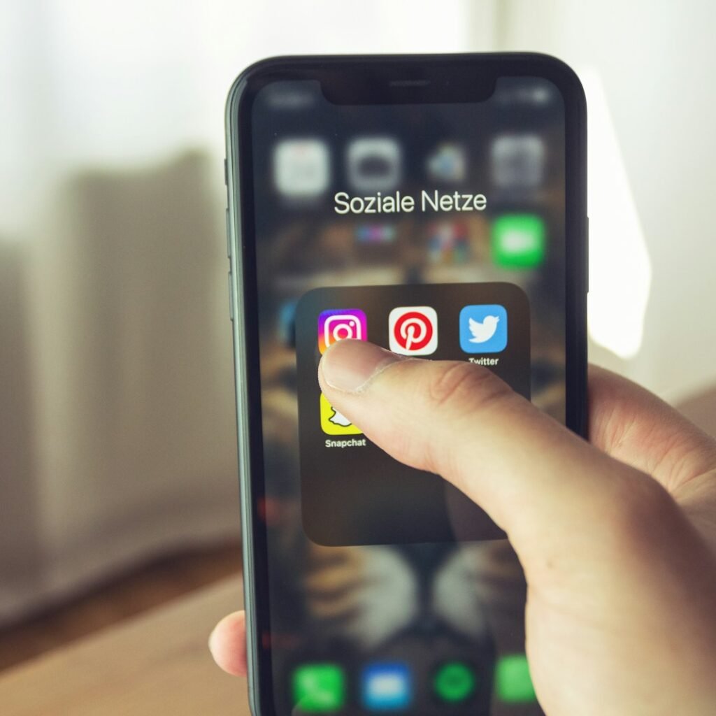 couple feeling social media jealousy in relationship due to Instagram posts